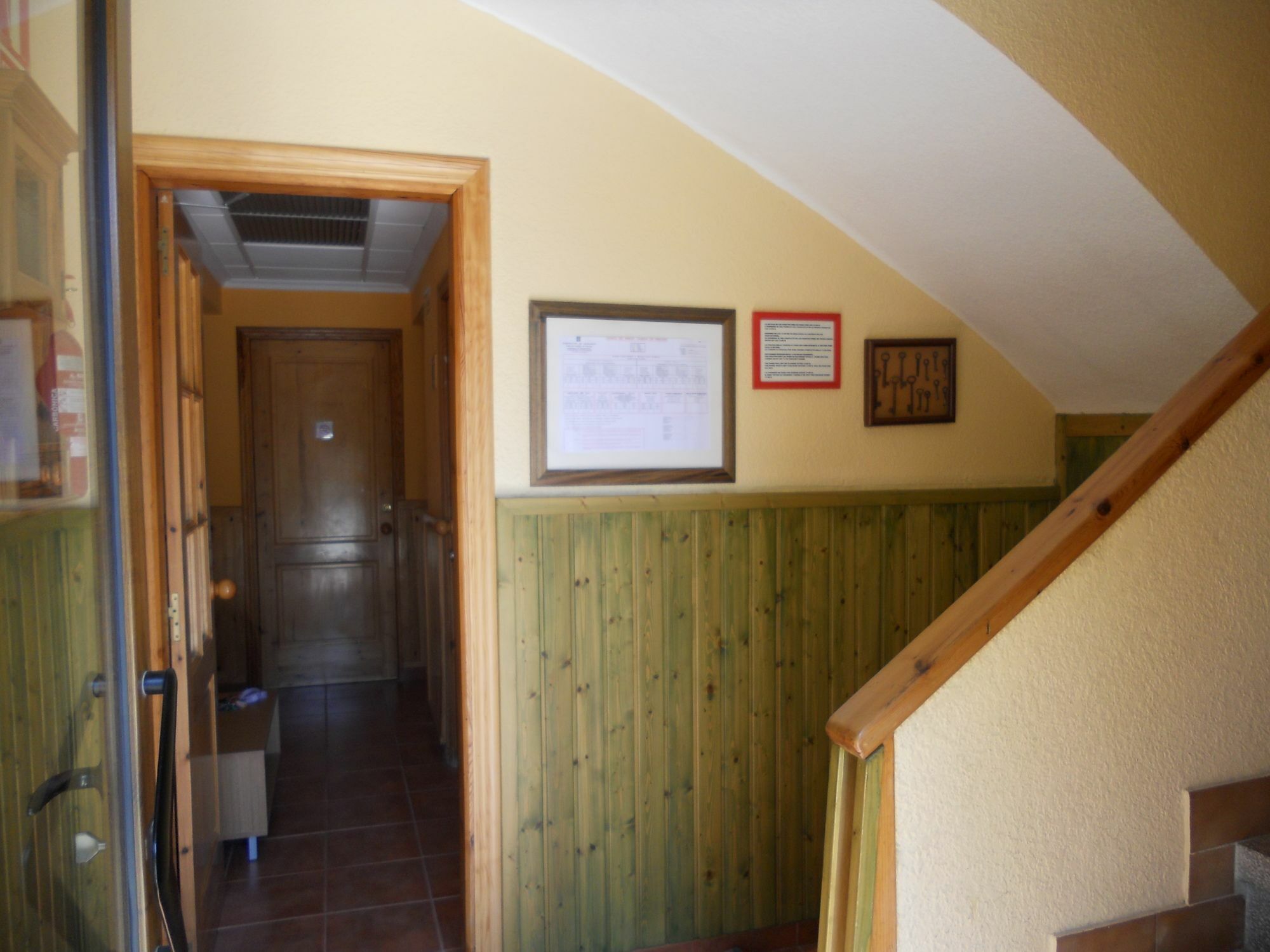 Hostal El Callejon Tarragona Exterior foto