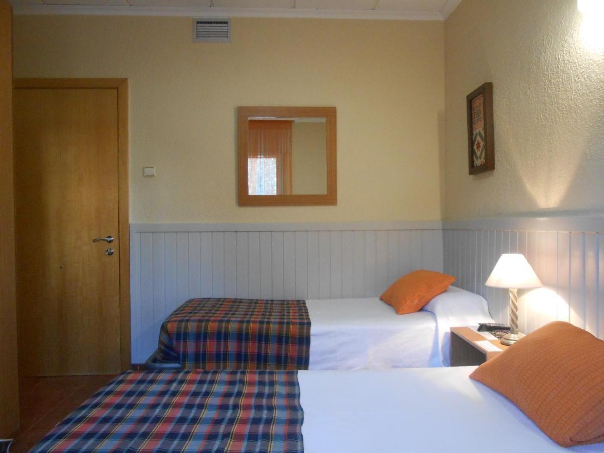 Hostal El Callejon Tarragona Exterior foto