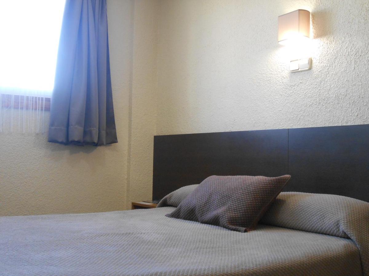 Hostal El Callejon Tarragona Exterior foto